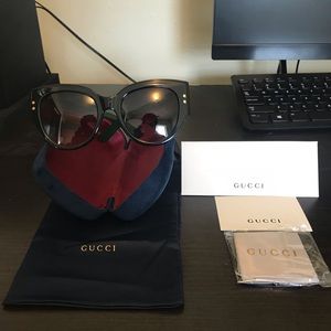 Gucci Cat Eye Frame Sunglasses